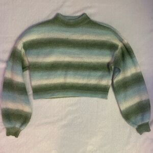 Cropped gradient sweater size xs